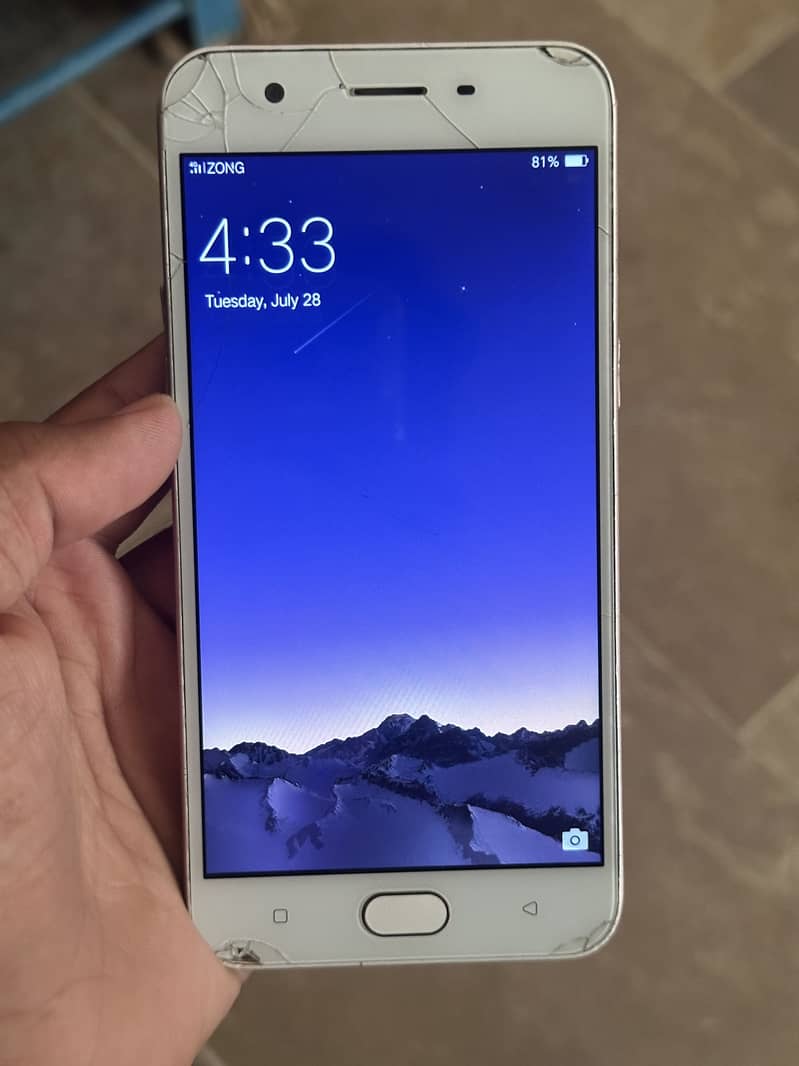 OPPO A57 5