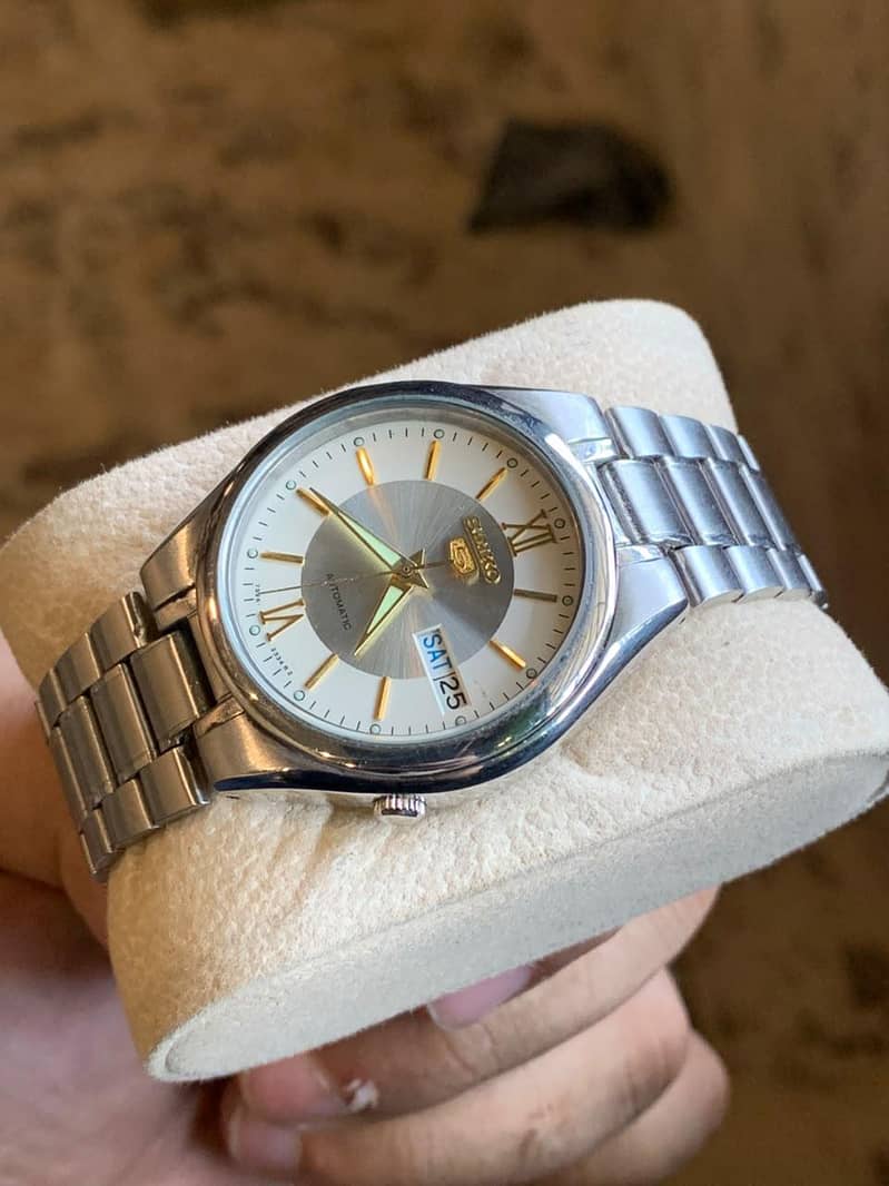 Seiko 5 Automatic 4