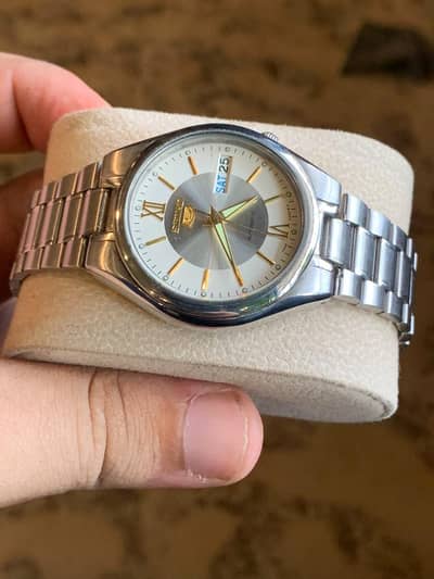 Seiko 5 Automatic
