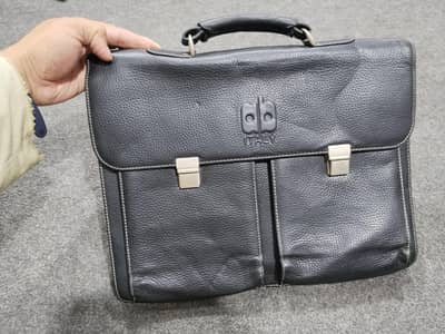Italy Leather Briefcase Excellent Condition