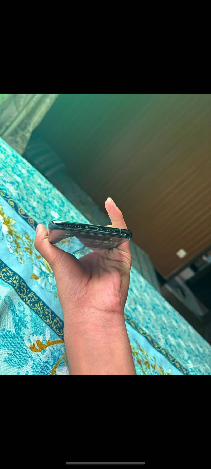 Apple iPhone 11 Pro Max 4