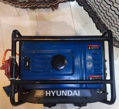Generator bhot Kam use hay aur sirf petrol per Chala ha