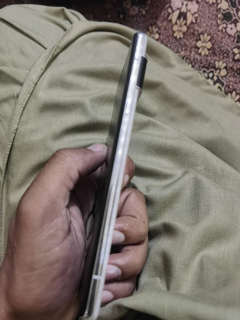 Google Pixel 6 Pro 8/128 patch 4