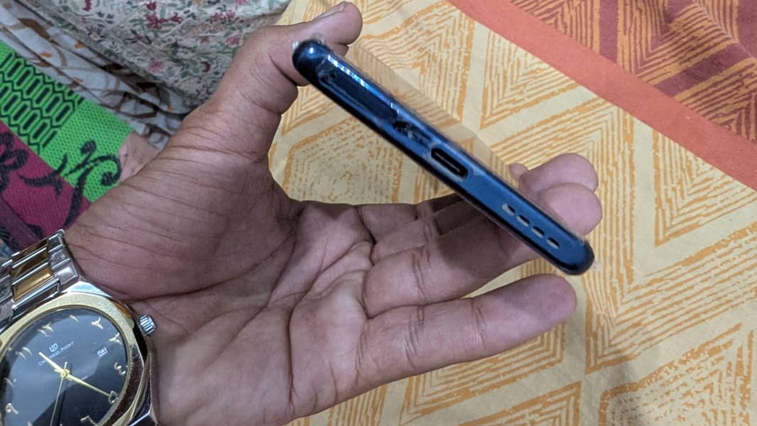 Infinix Note 40 Pro 4