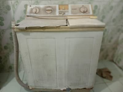 Twin Tub Washing Machine & Dryer for Scrap / Repairing