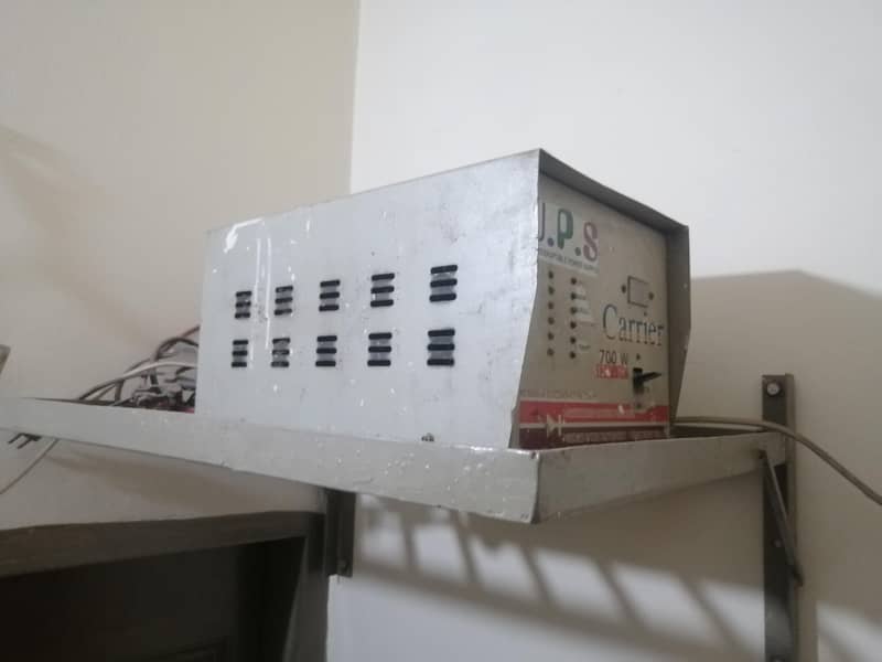 ups good condition 0