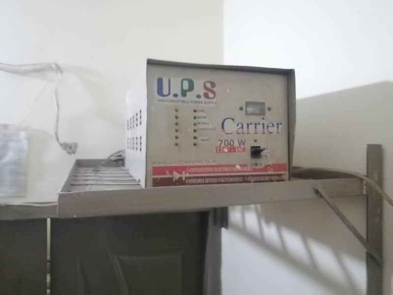ups good condition 3