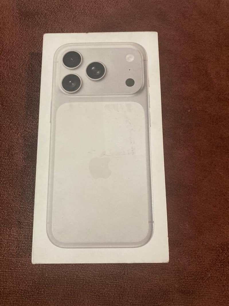 Apple iPhone 17 Pro 0