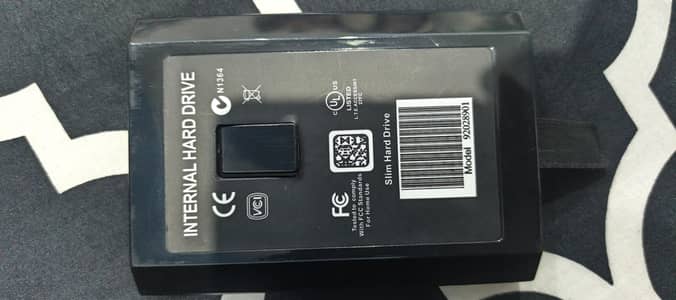 xbox 360 slim Harddrive 250gb with games