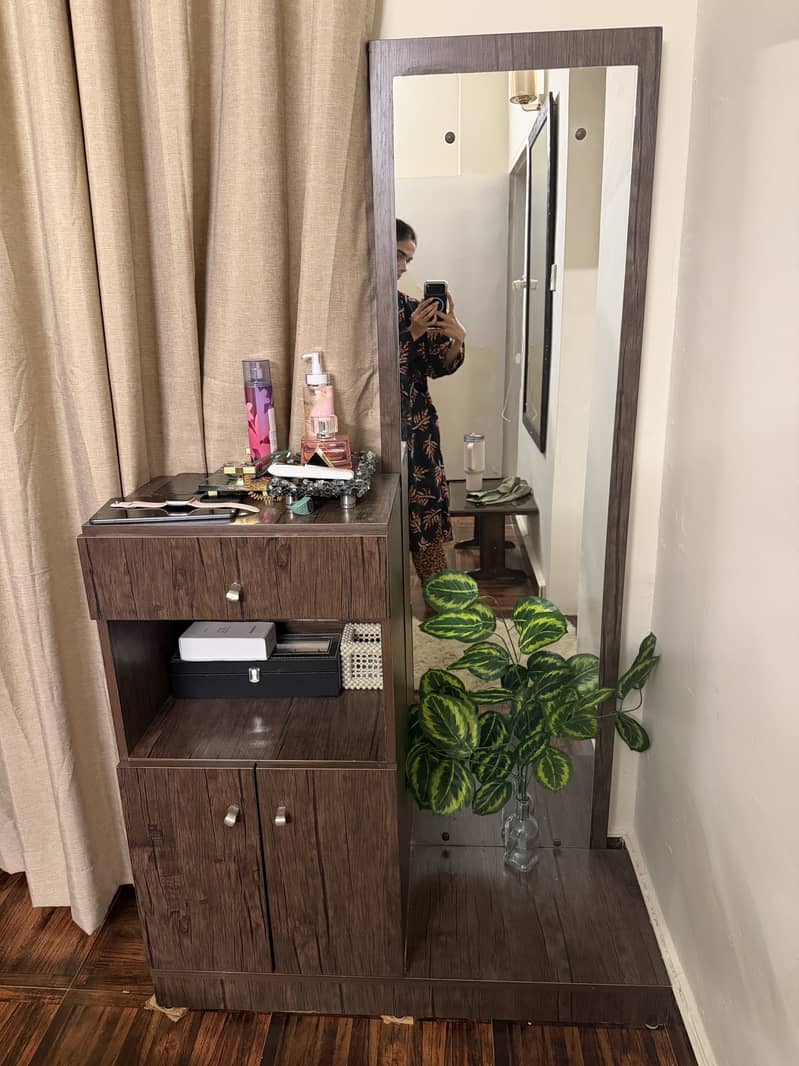 Dressing Table 1