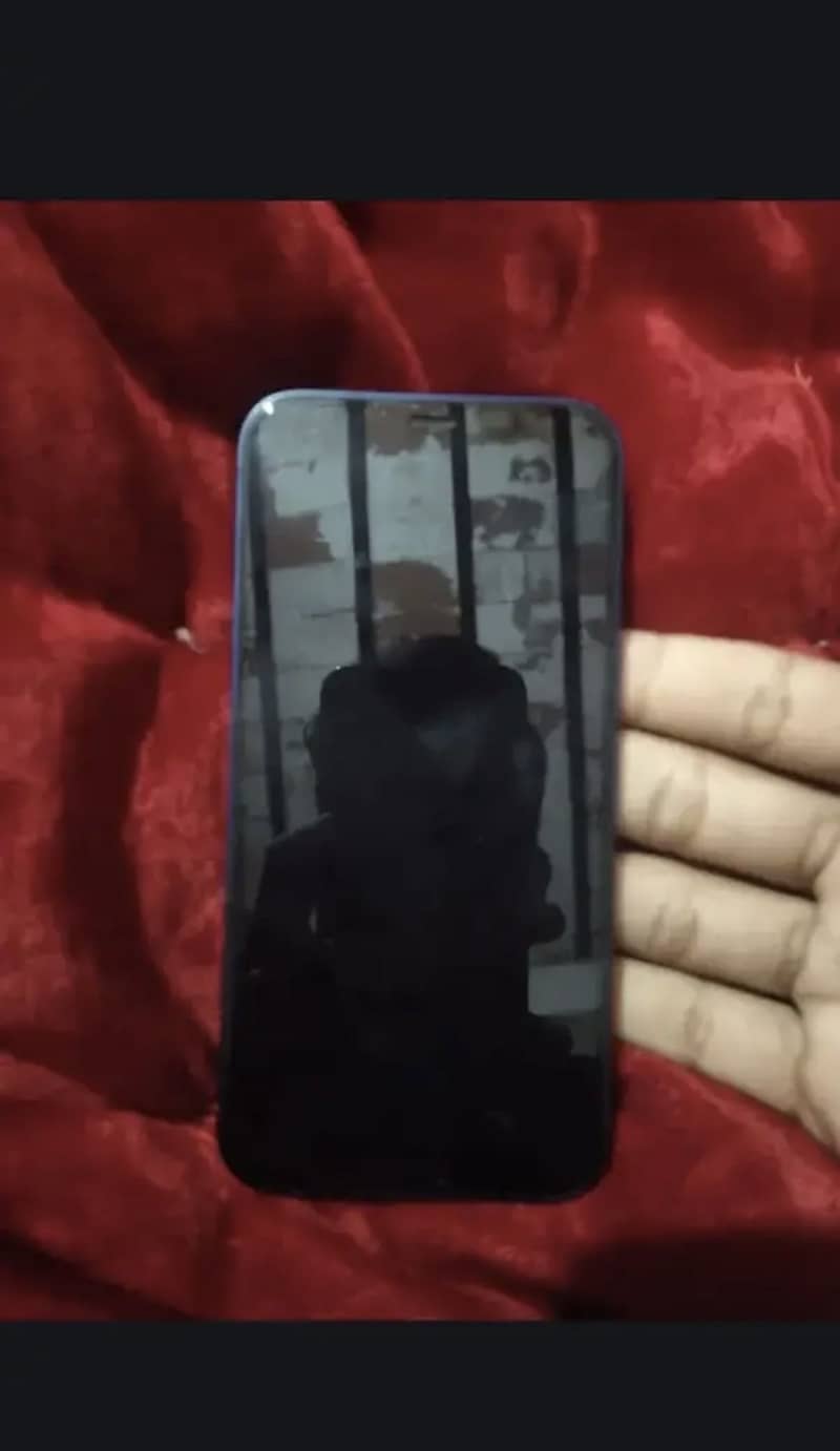 Apple iPhone 12 6