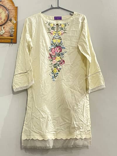 4 dresses to embroidery shirt long frock 10/10 condition