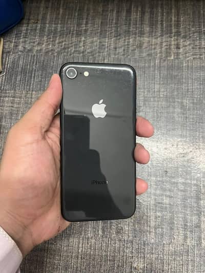 Apple iPhone 8