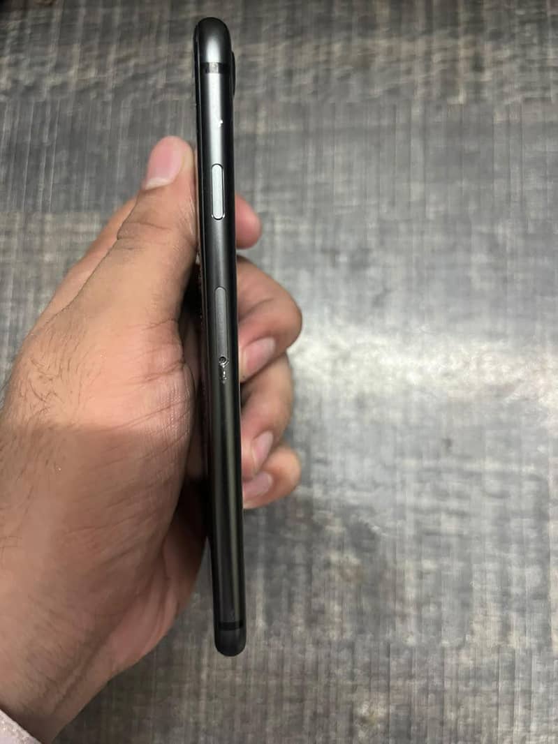 Apple iPhone 8 2
