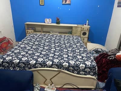 Bed Set With Dressing