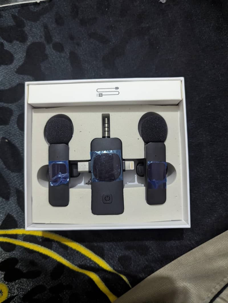 K12 Microphone 1
