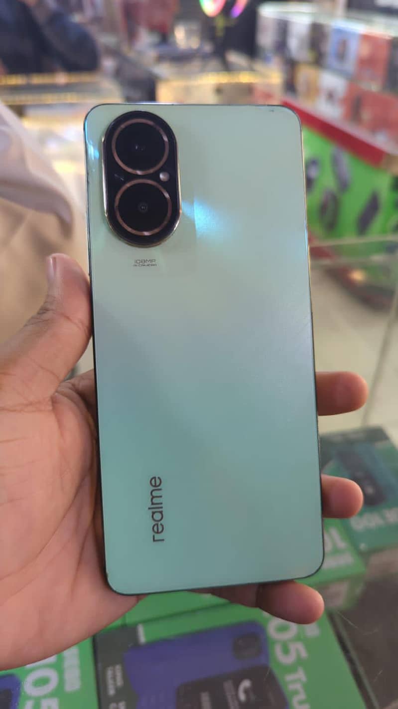 Realme C67 0