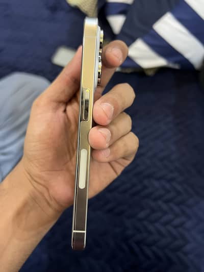 Apple iPhone 14 Pro