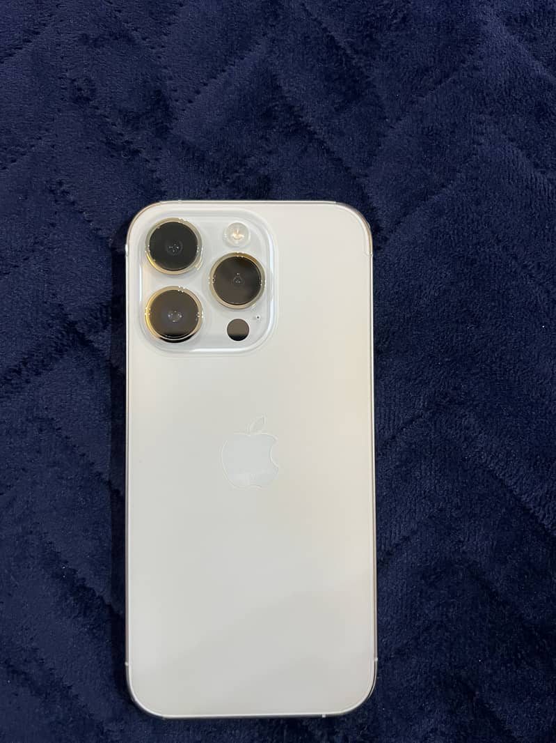 Apple iPhone 14 Pro 4