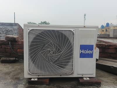 Haier 1.5 Ton DC Inverter AC (Black Edition) - Excellent Condition