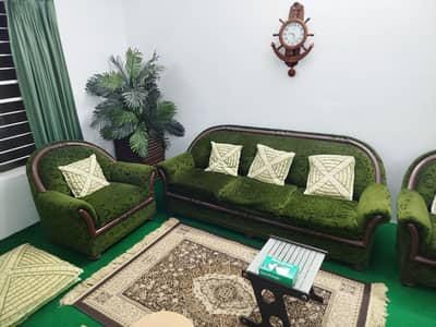 Old antique 5 seater sofa for sale