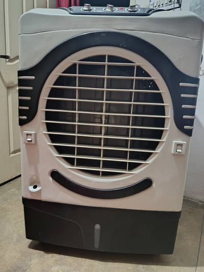 Full size cooler only one month use