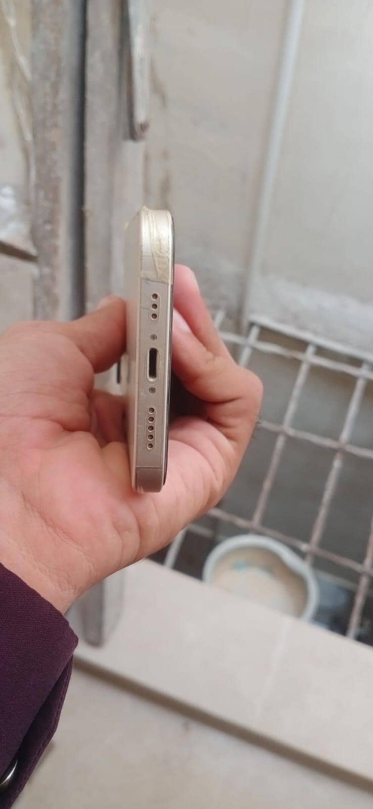 Apple iPhone 13 3