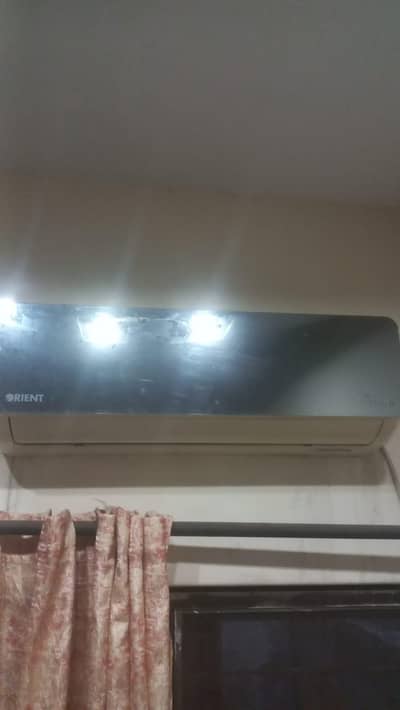 1 Ton AC