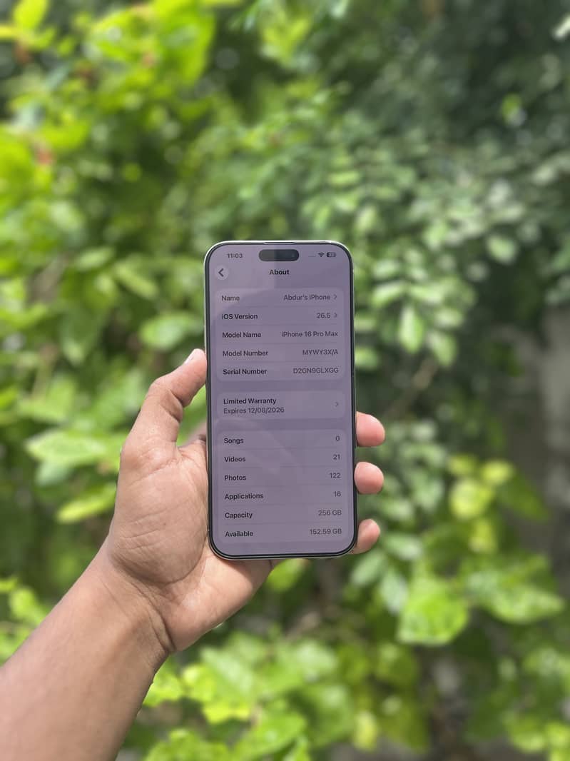 Apple iPhone 16 Pro Max 7