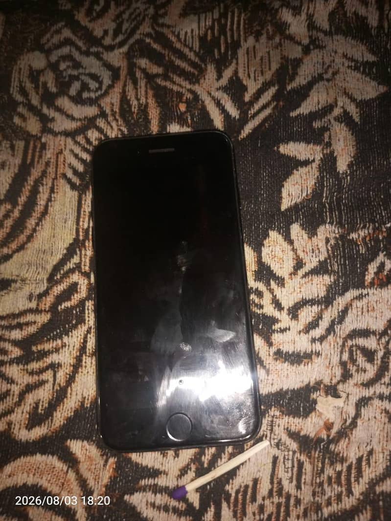 Apple iPhone 7 1