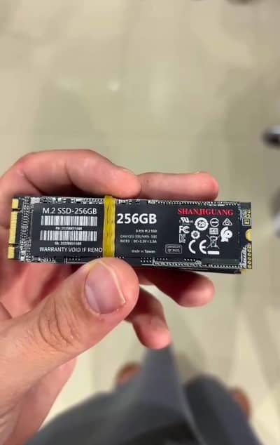 256 nvme 100 health