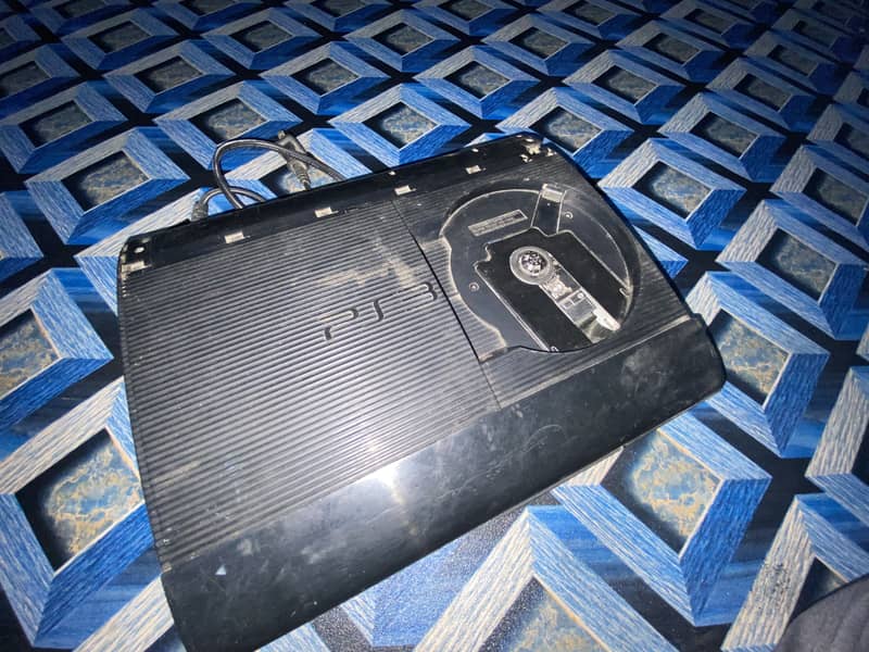 Playstaion 3 slim 6