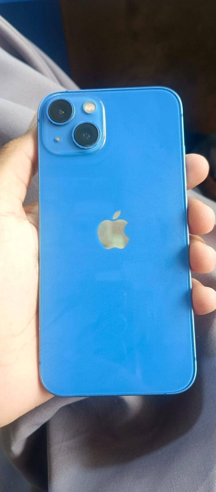 Apple iPhone 13 5
