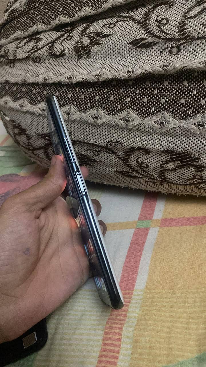 Infinix Note 7 4