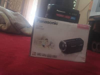 Panasonic HC-V180 Camcorder in Excellent Condition. '