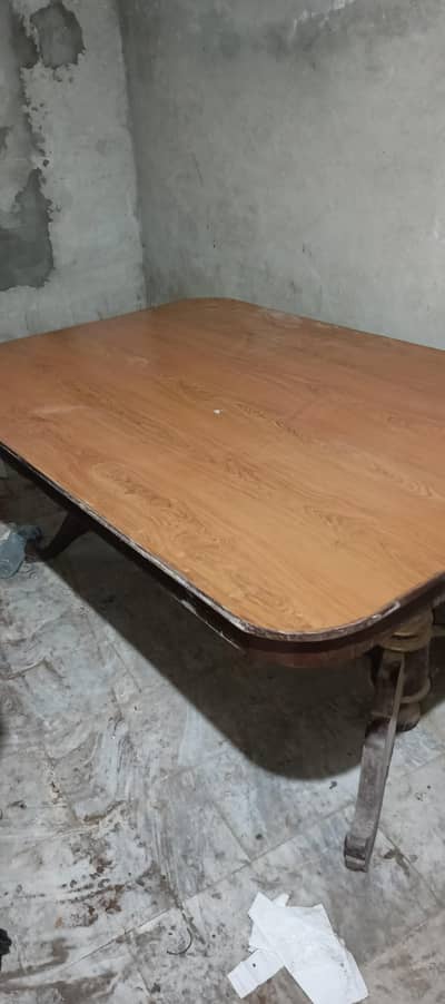 Royal dinning table