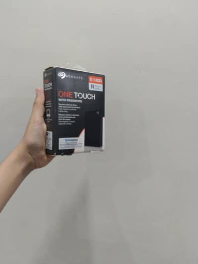 5TB Seagate one touch hard drive