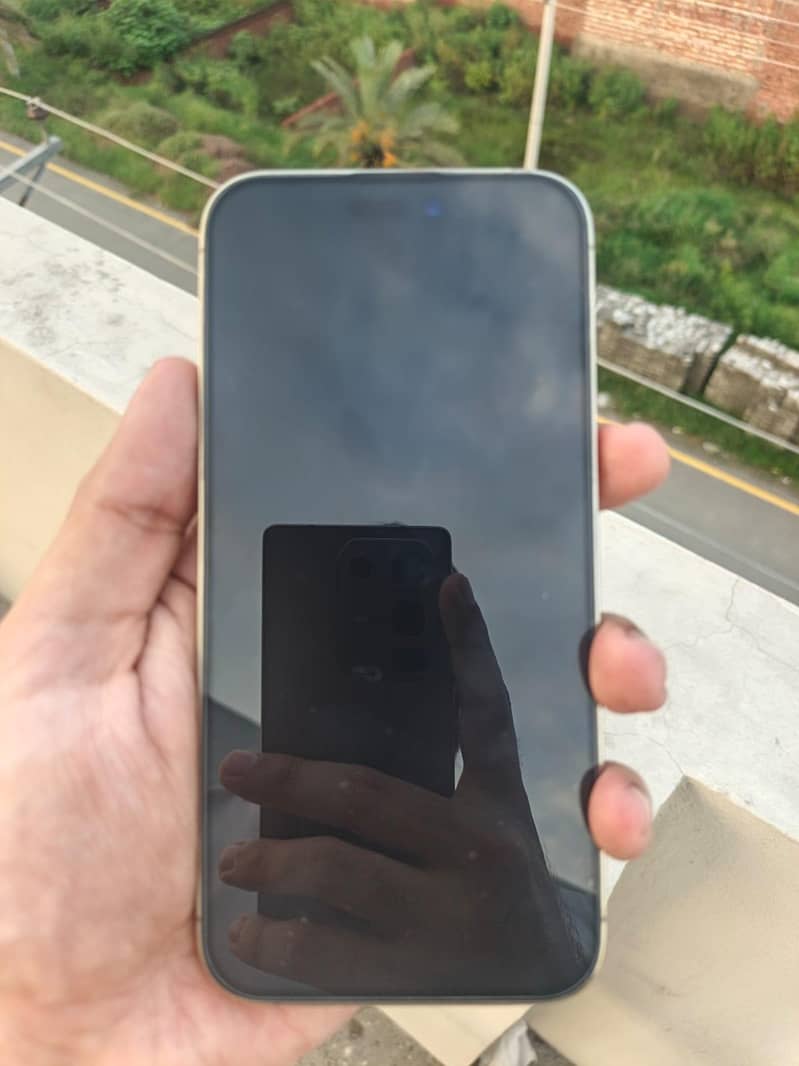 iPhone 14 Max 0