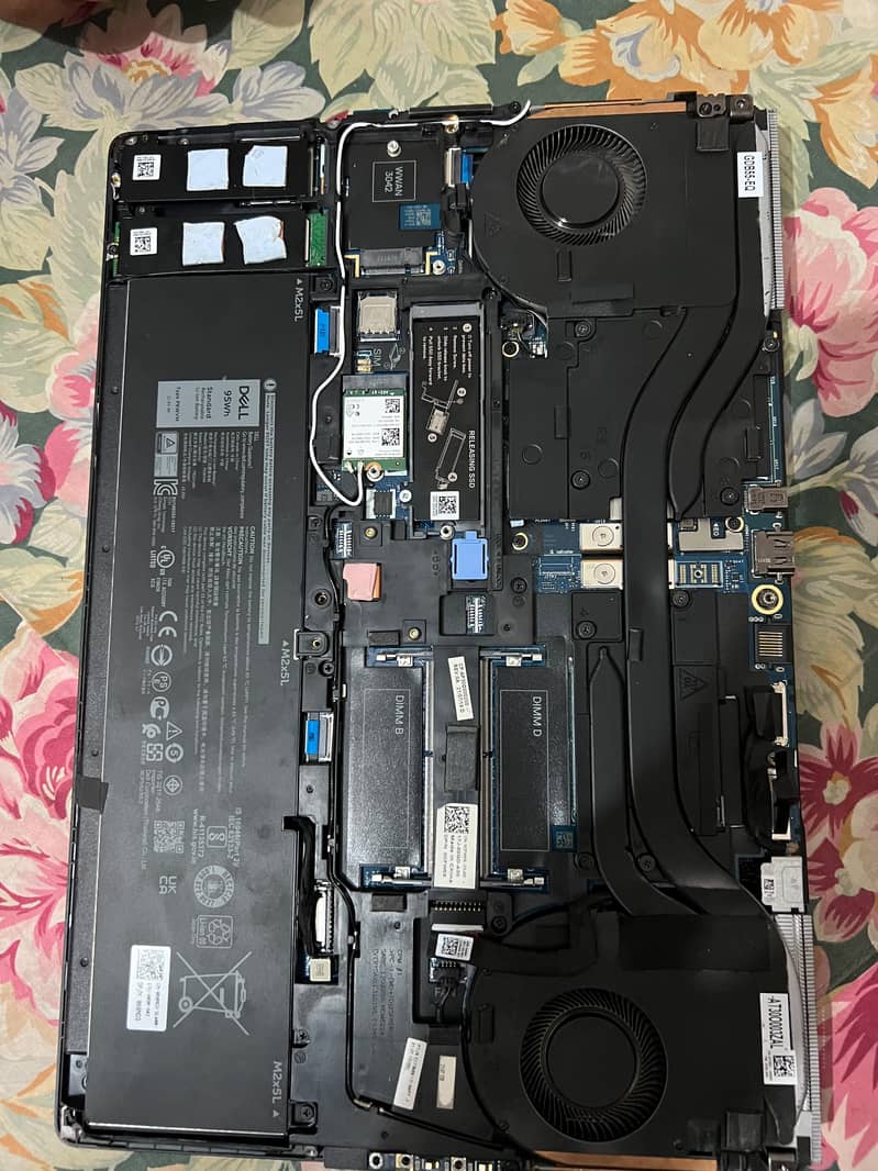 Dell precision 7560 6