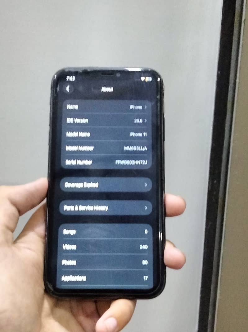 Apple iPhone 11 7