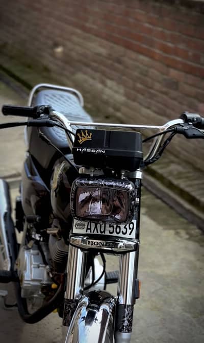 Honda 125 25 model condition 10/10