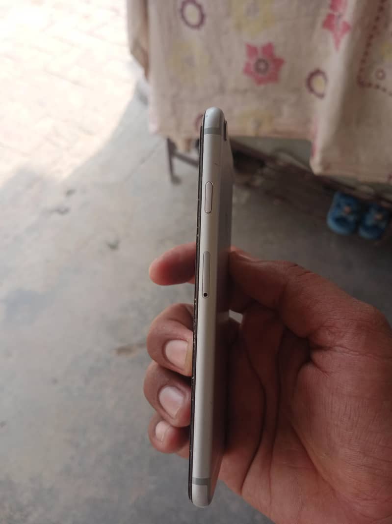Apple iPhone 6 1