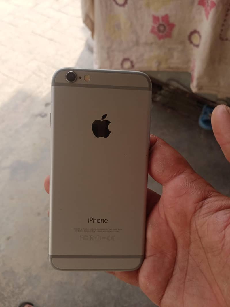 Apple iPhone 6 4
