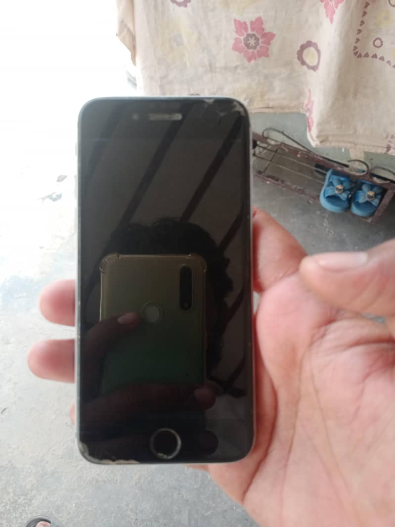 Apple iPhone 6 5