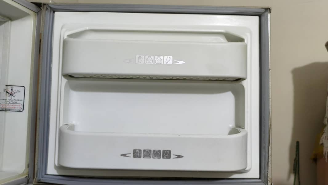 dawlance refrigerator 0