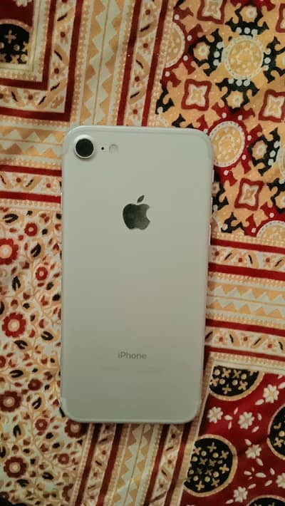 Apple iPhone 7