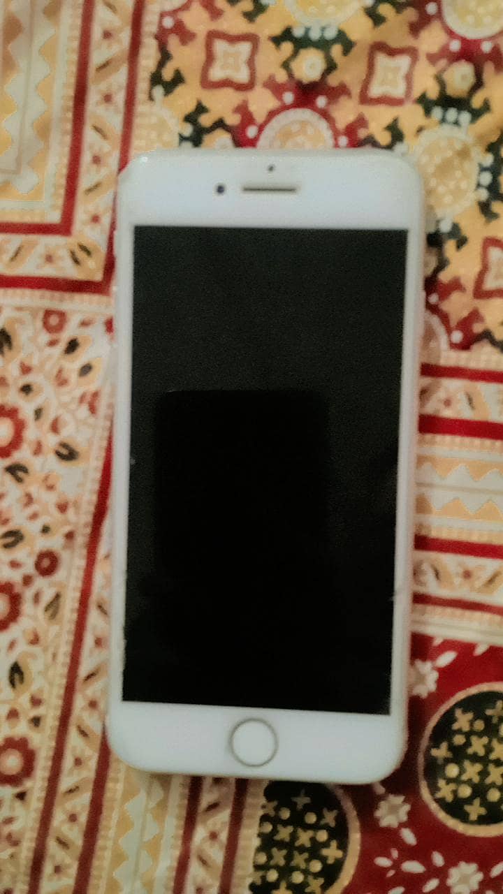 Apple iPhone 7 1
