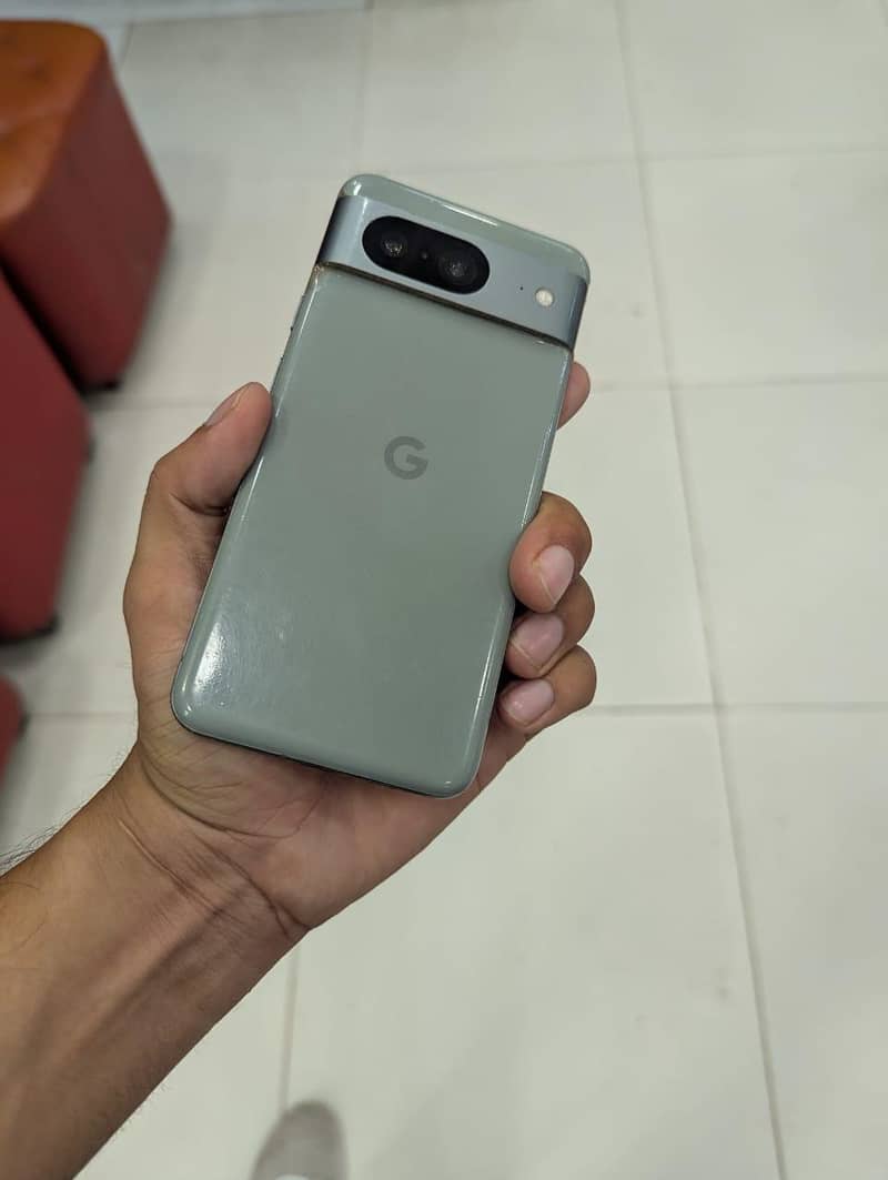 Google Pixel 8 1