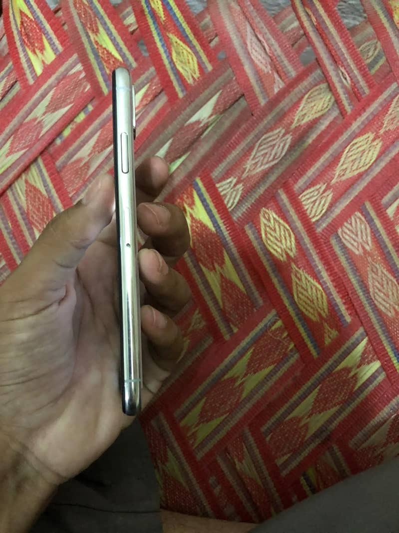 Apple iPhone X 1
