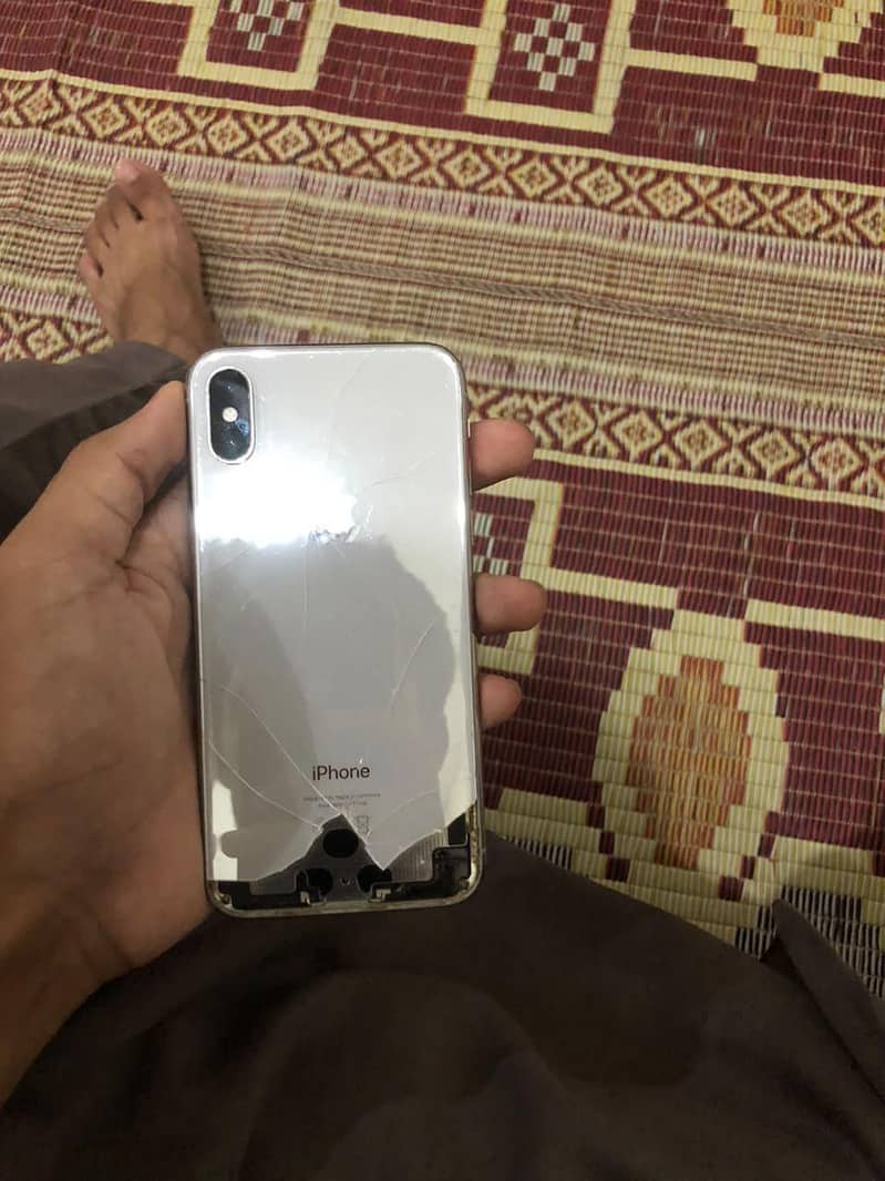 Apple iPhone X 3